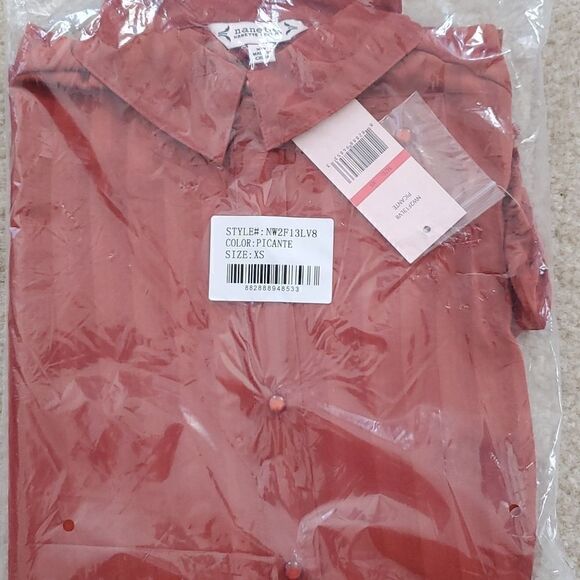 NANETTE LEPORE Nanette Shadow Stripe Top - Picture 4 of 6